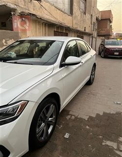 ڤۆڵکسواگن جێتا